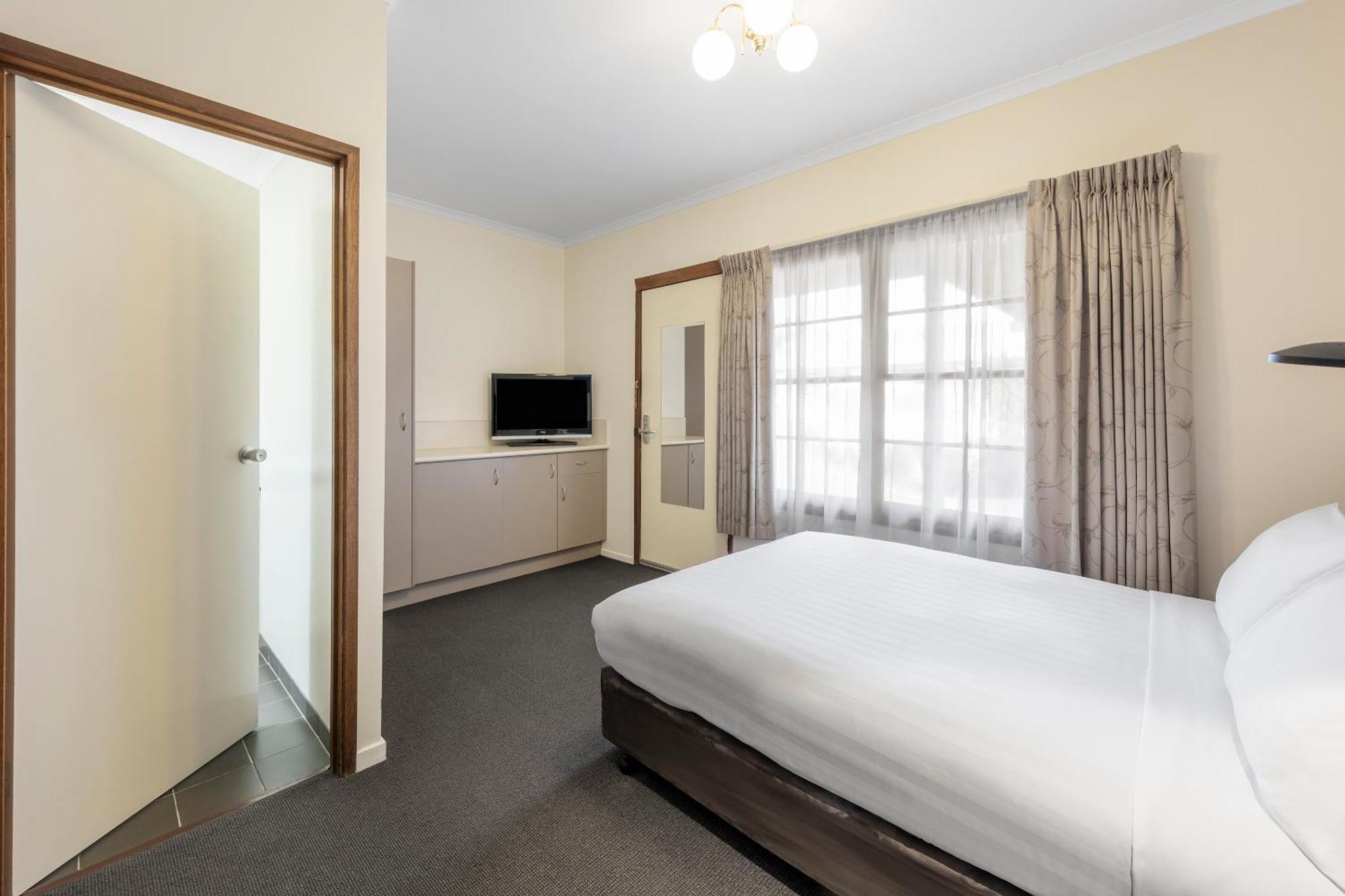 Best Western Olde Maritime Motor Inn Γουόρναμπουλ Δωμάτιο φωτογραφία
